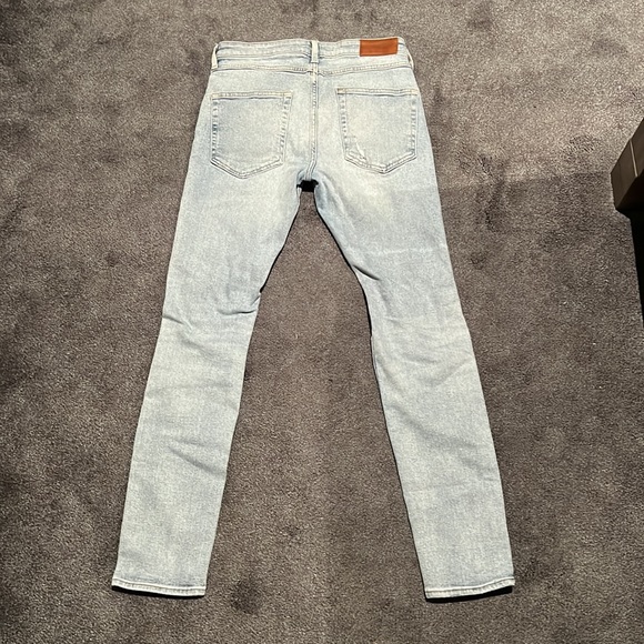 H&M Skinny Ripped Jeans - Picture 2 of 4